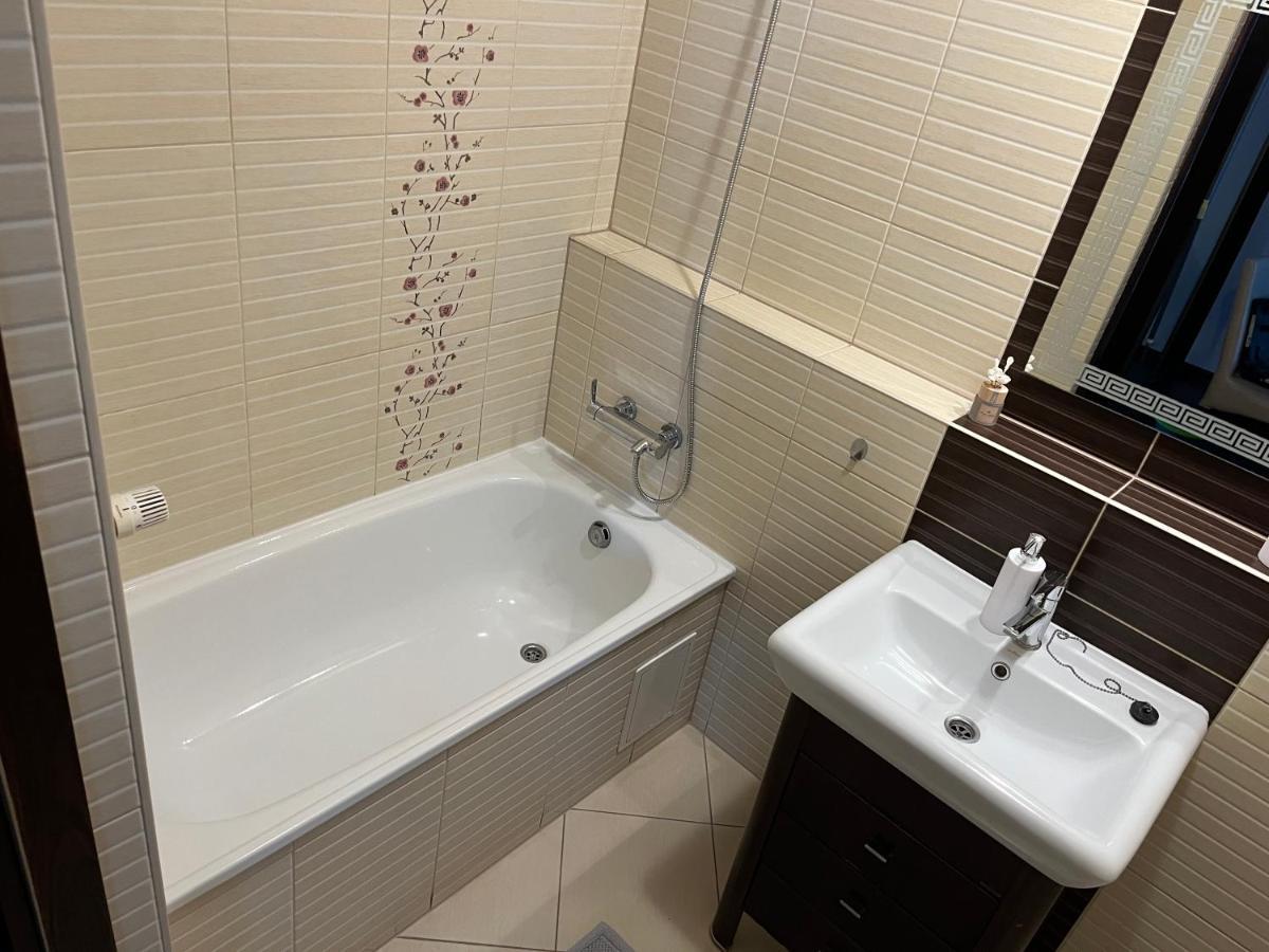 Tylna 8 Apartments Лодзь Екстер'єр фото